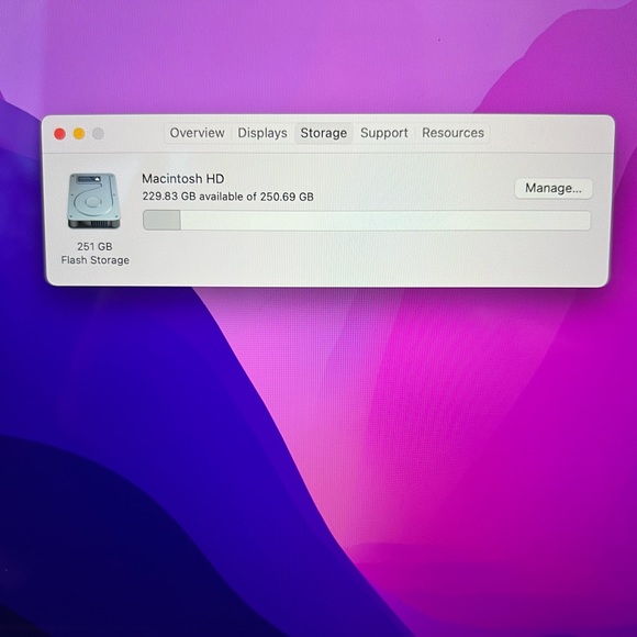 NEW MacBook Pro - SOLD - Picture 7 of 9